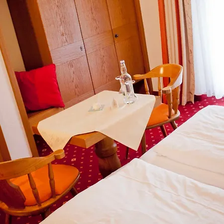 בית הארחה Gaestehaus Birkenhof 3*
